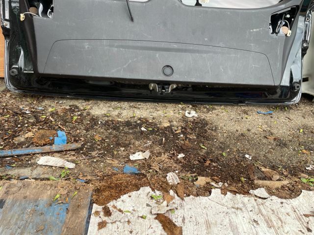 bontott CITROËN C-CROSSER Csomagtérajtó (Részeivel)