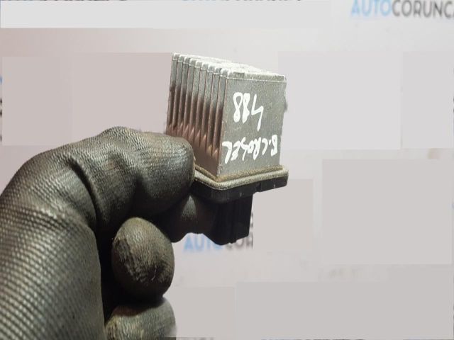 bontott CITROËN C-CROSSER Előtét Ellenállás Fűtőmotor