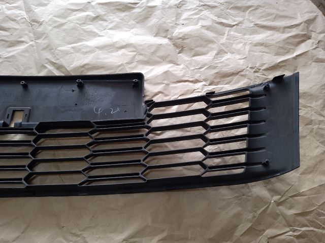 bontott CITROËN C-CROSSER Első Lökhárító Alsó Középső Díszrács