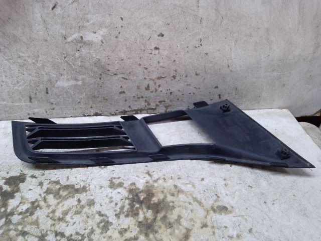 bontott CITROËN C-CROSSER Első Lökhárító Bal Díszrács