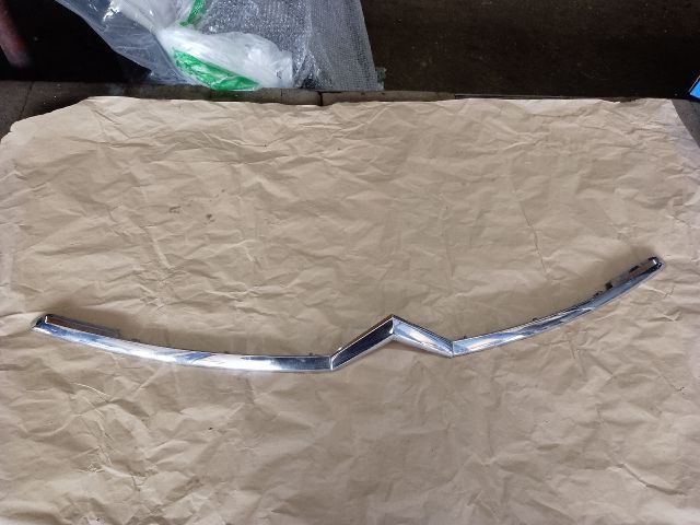 bontott CITROËN C-CROSSER Első Lökhárító Díszléc