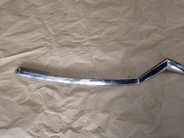 bontott CITROËN C-CROSSER Első Lökhárító Díszléc