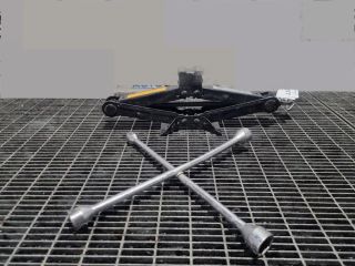 bontott CITROËN C-CROSSER Emelő