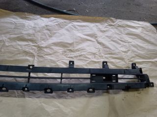 bontott CITROËN C-CROSSER Hűtőrács