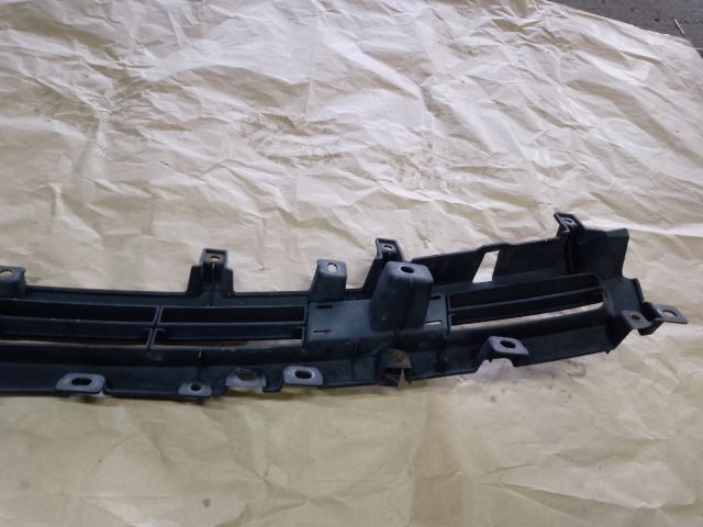 bontott CITROËN C-CROSSER Hűtőrács