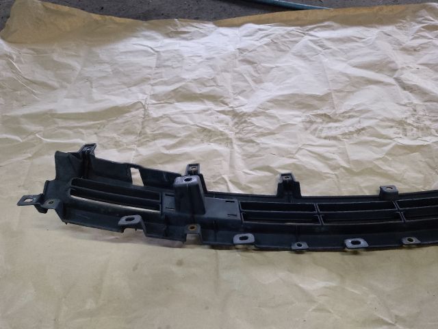 bontott CITROËN C-CROSSER Hűtőrács