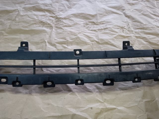 bontott CITROËN C-CROSSER Hűtőrács