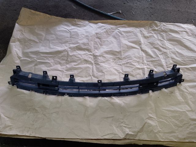 bontott CITROËN C-CROSSER Hűtőrács