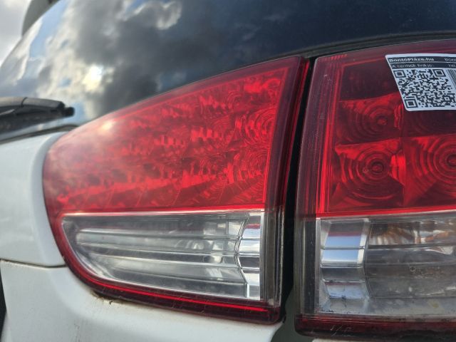 bontott CITROËN C-CROSSER Jobb Belső Hátsó Lámpa