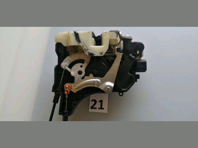 bontott CITROËN C-CROSSER Jobb első Ajtózár