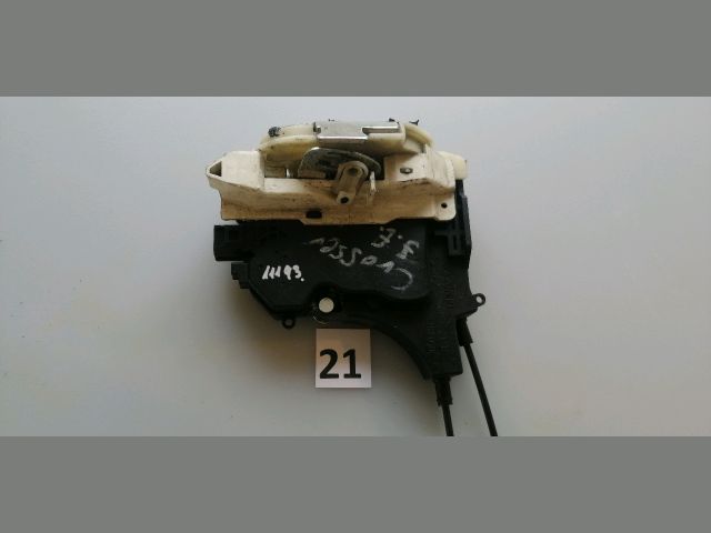 bontott CITROËN C-CROSSER Jobb első Ajtózár