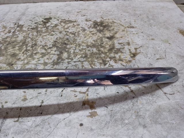 bontott CITROËN C-CROSSER Jobb első Lökhárító Díszléc