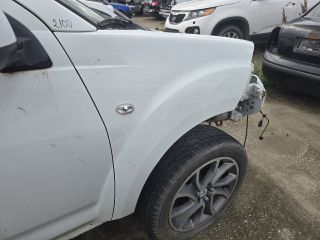 bontott CITROËN C-CROSSER Jobb első Sárvédő