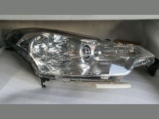 bontott CITROËN C-CROSSER Jobb Xenon Fényszóró