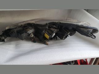 bontott CITROËN C-CROSSER Jobb Xenon Fényszóró