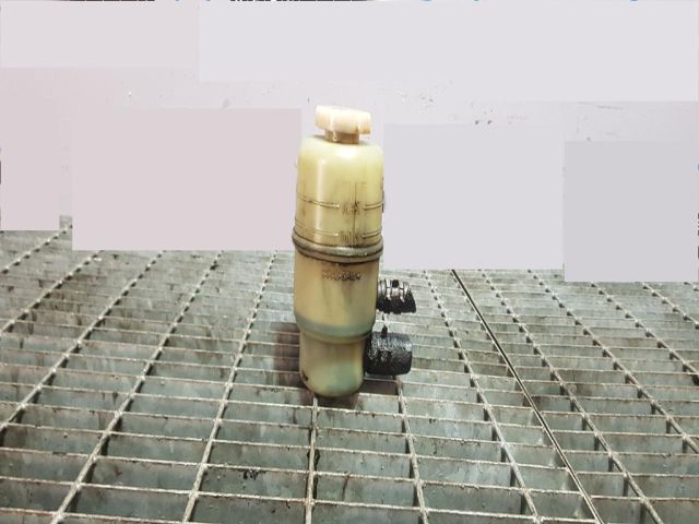 bontott CITROËN C-CROSSER Szervóolaj Tartály