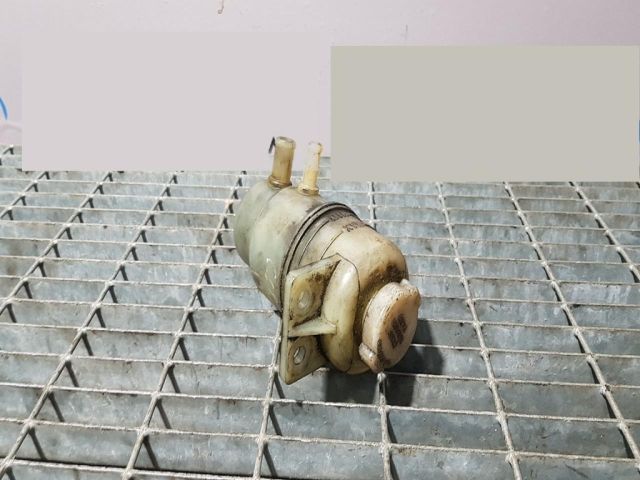 bontott CITROËN C-CROSSER Szervóolaj Tartály