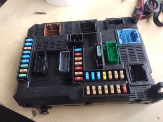 bontott CITROËN C-ELYSEE Biztosítéktábla Utastér