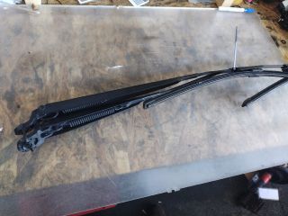 bontott CITROËN C-ELYSEE Első Ablaktörlő Kar