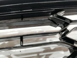 bontott CITROËN C-ELYSEE Első Lökhárító Alsó Középső Díszrács