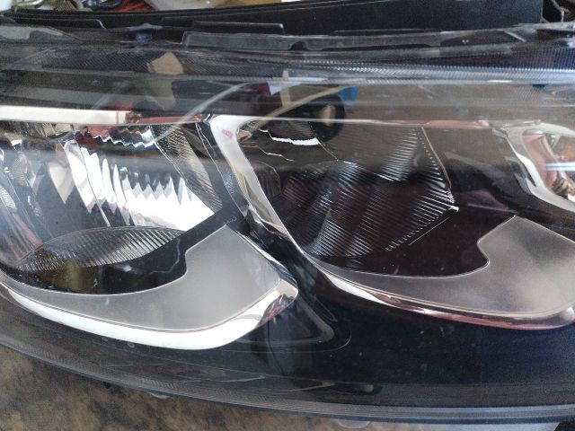 bontott CITROËN C-ELYSEE Jobb Fényszóró