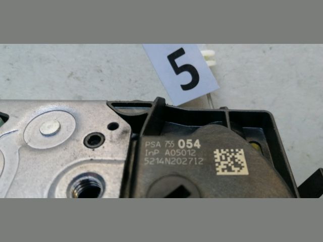 bontott CITROËN C-ELYSEE Jobb hátsó Ajtózár