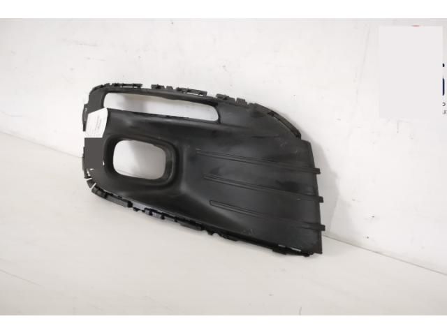 bontott CITROËN C-ELYSEE Jobb Ködlámpa Rács