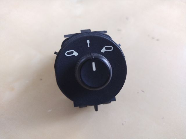 bontott CITROËN C-ELYSEE Tükör Kapcsoló