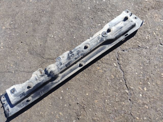 bontott CITROËN C-ELYSEE Vízhűtő Radiátor Tartó