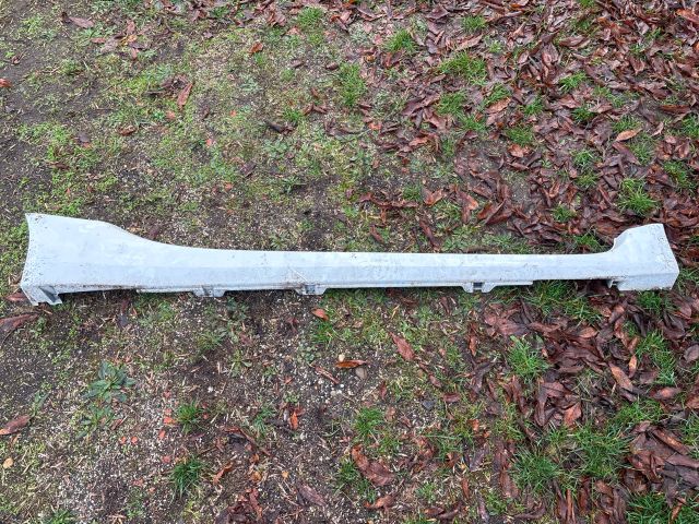 bontott CITROËN C-ZERO Jobb Küszöb