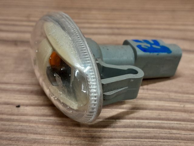 bontott CITROËN C1 Bal első Sárvédő Irányjelző