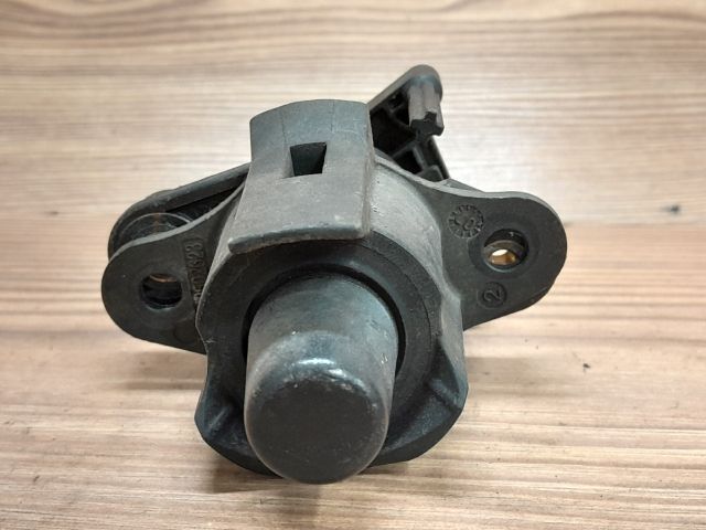 bontott CITROËN C1 Csomagtér Nyitó Kar / Gomb