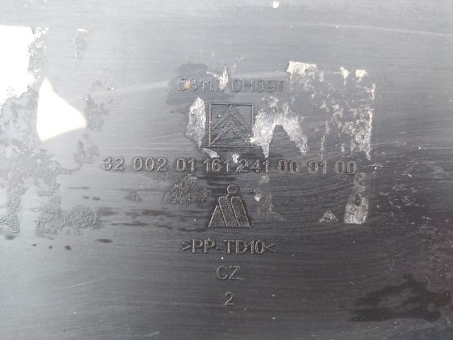 bontott CITROËN C1 Első Lökhárító (Üresen)