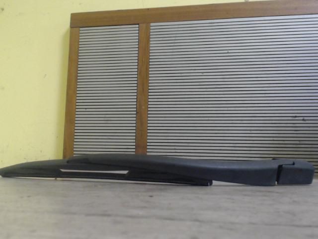 bontott CITROËN C1 Hátsó Ablaktörlő Kar