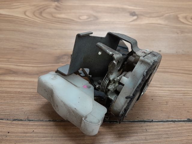 bontott CITROËN C1 Jobb hátsó Ajtózár