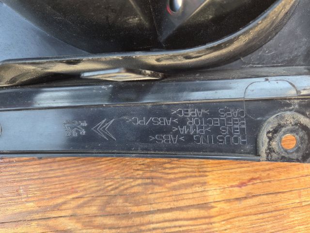 bontott CITROËN C1 Jobb Hátsó Lámpa