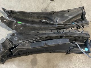 bontott CITROËN C1 Szélvédő Alatti Műanyag Elem