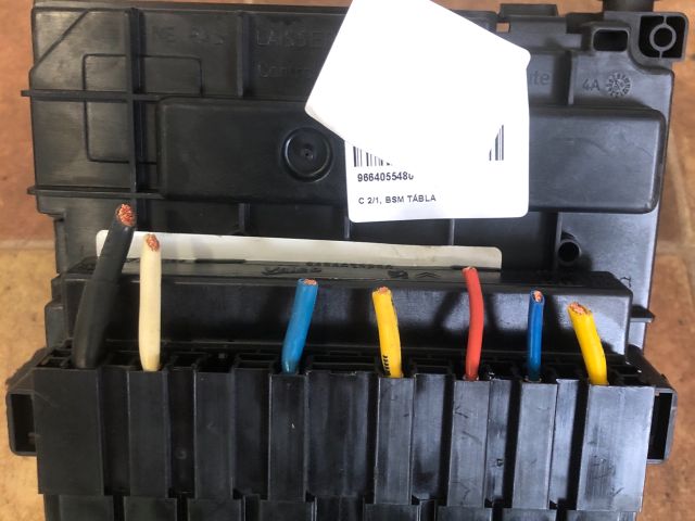 bontott CITROËN C2 Biztosítéktábla Motortér
