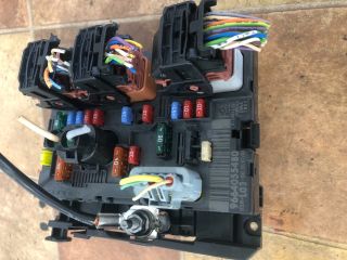 bontott CITROËN C2 Biztosítéktábla Motortér