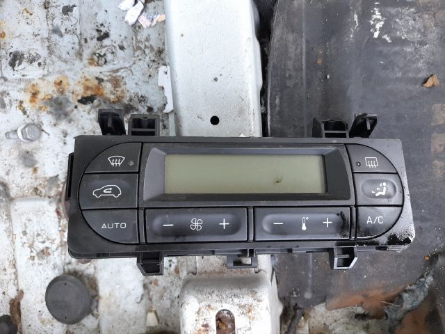 bontott CITROËN C2 Generátor Tartó Bak