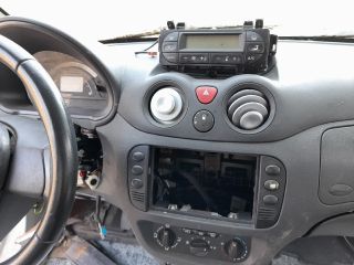 bontott CITROËN C2 Komfort Elektronika