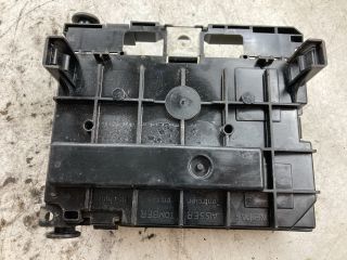 bontott CITROËN C2 Biztosítéktábla Doboz