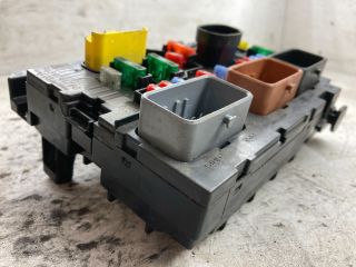 bontott CITROËN C2 Biztosítéktábla Doboz