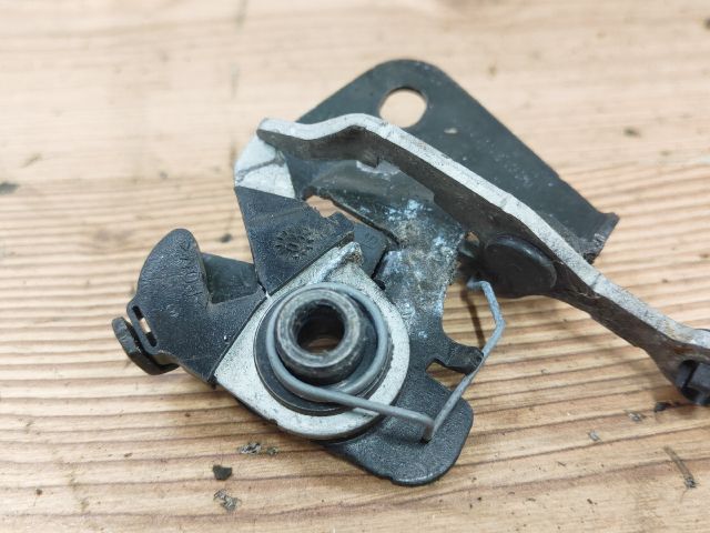 bontott CITROËN C2 Jobb Csomagtérajtó Zárszerkezet