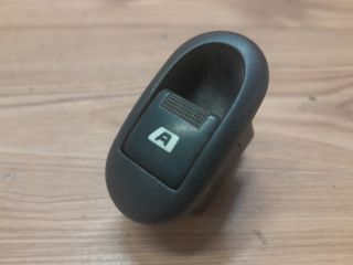 bontott CITROËN C2 Jobb első Ablakemelő Kapcsoló