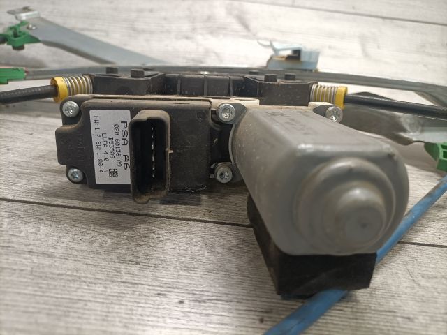 bontott CITROËN C2 Jobb első Ablakemelő Szerkezet (Elektromos)