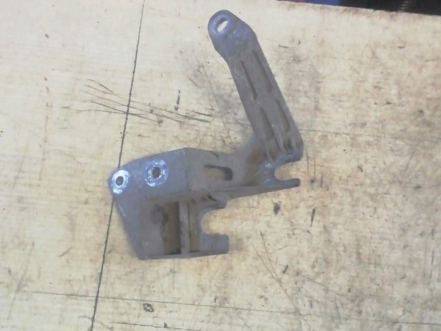 bontott CITROËN C2 Váltó Bowden Tartó Bak