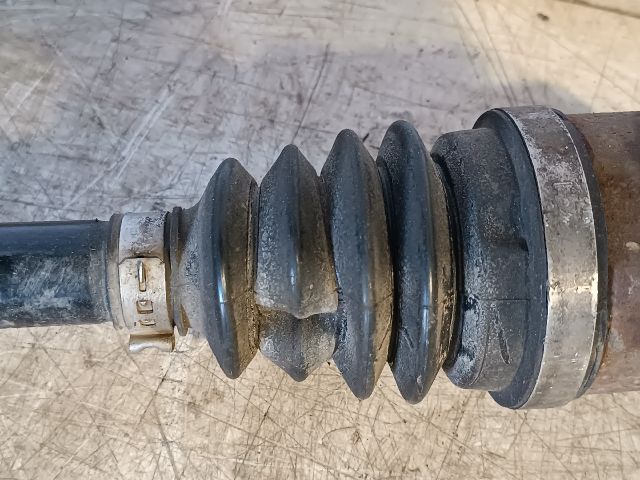 bontott CITROËN C3 Bal Féltengely