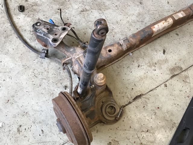 bontott CITROËN C3 Hátsó Futómű (Részeivel)