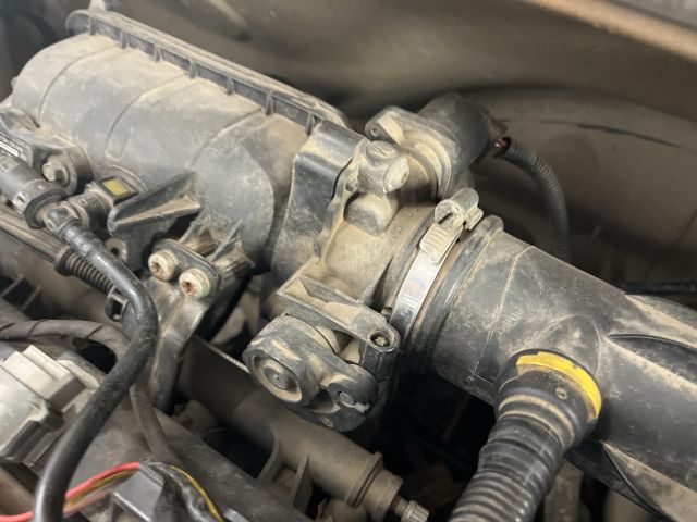 bontott CITROËN C3 Jobb Féltengely